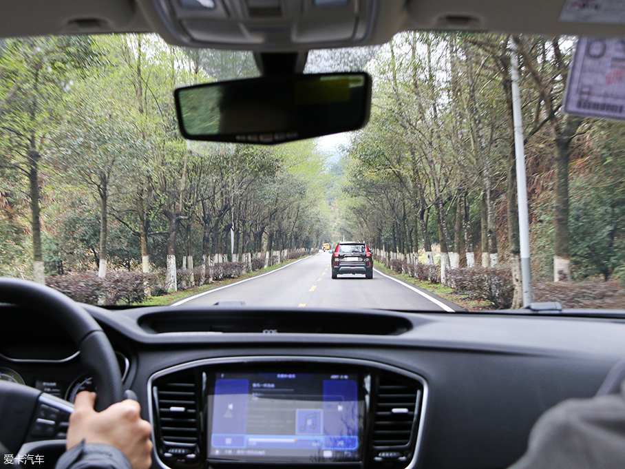 花田邂逅遠(yuǎn)景SUV