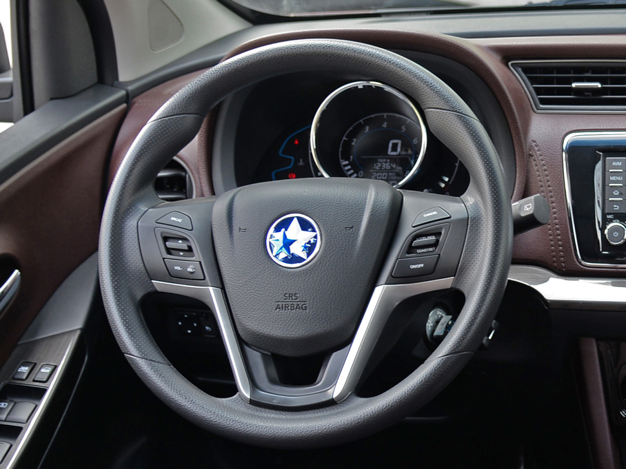 實(shí)拍東風(fēng)啟辰M50V