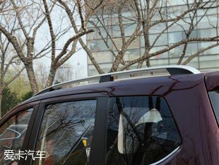 實拍東風啟辰M50V