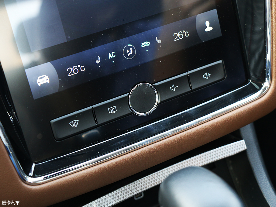 向上的又一步 上汽榮威i6 20T品質測試