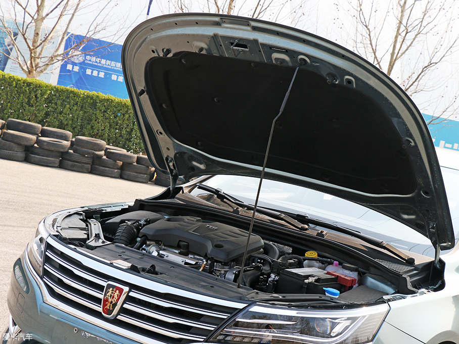 向上的又一步 上汽榮威i6 20T品質測試