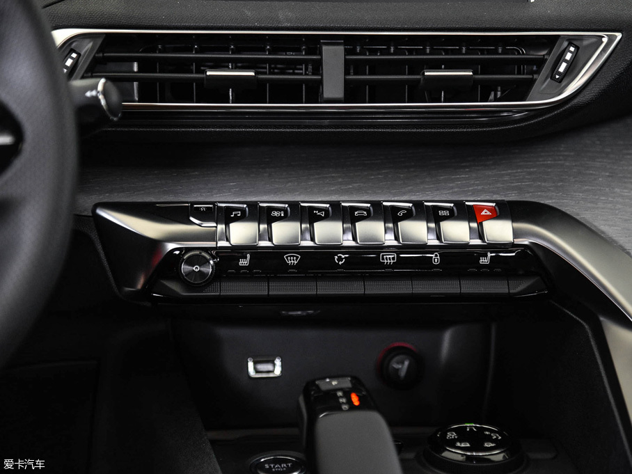 愛卡實拍東風標致5008