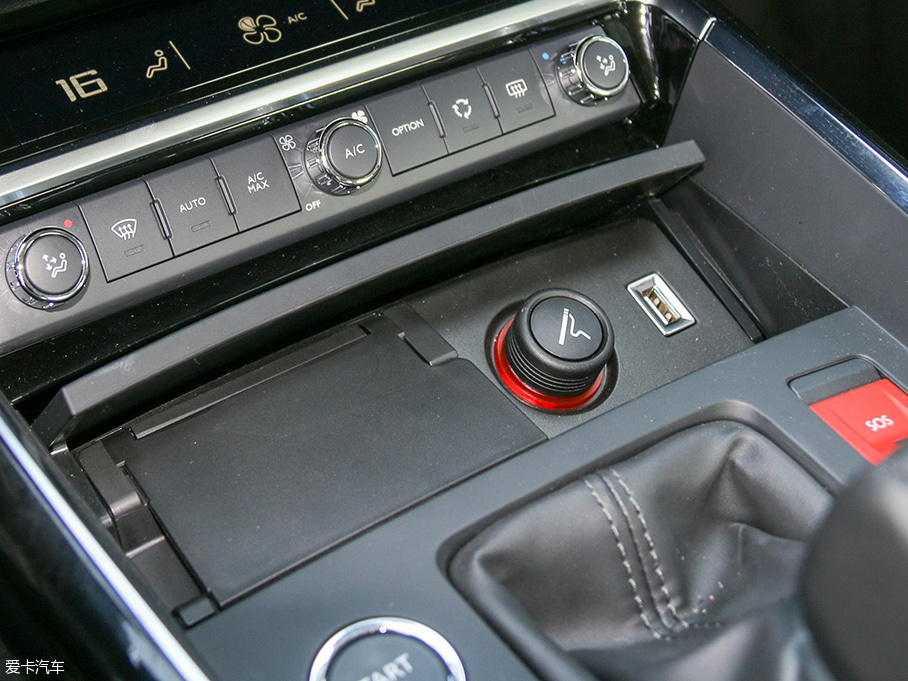 實拍東風雪鐵龍第三代C5