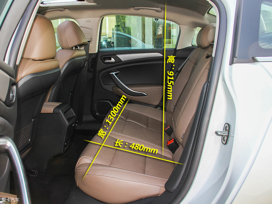 實拍東風雪鐵龍第三代C5