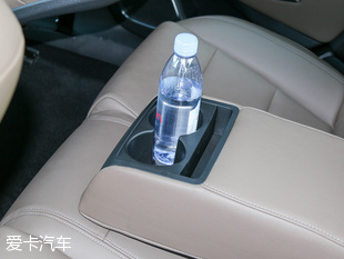 實拍東風雪鐵龍第三代C5