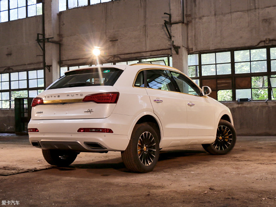 實拍眾泰SR7－GAL