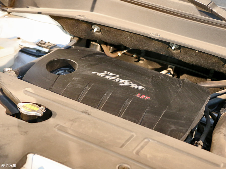 實拍眾泰SR7－GAL