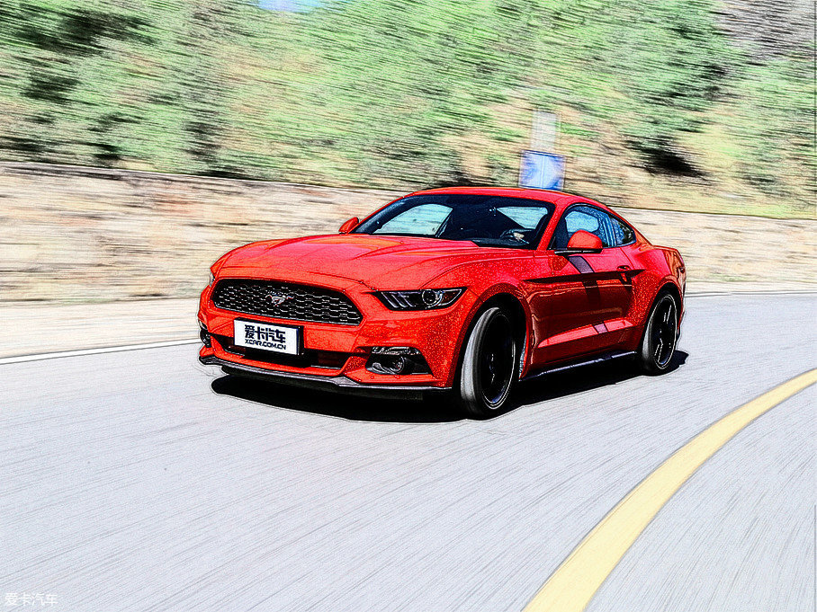 恢复秩序的行动 福特野马大战RC模型车