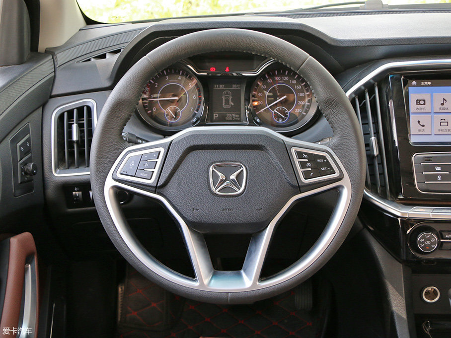 實(shí)拍馭勝S330/350