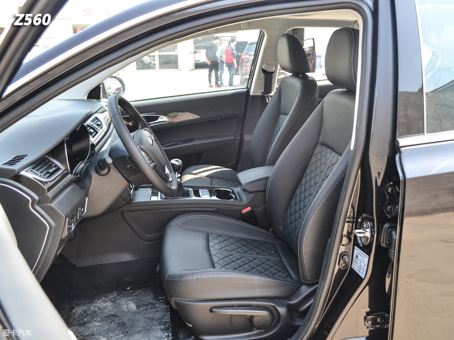 10萬級國產(chǎn)中型車對比