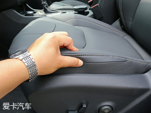 愛卡實拍2017款自由光