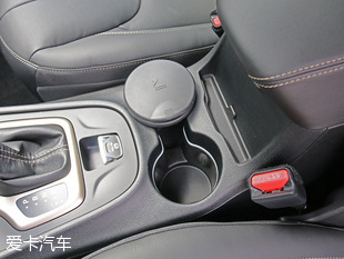 愛卡實拍2017款自由光