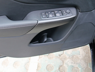 愛卡實拍2017款自由光