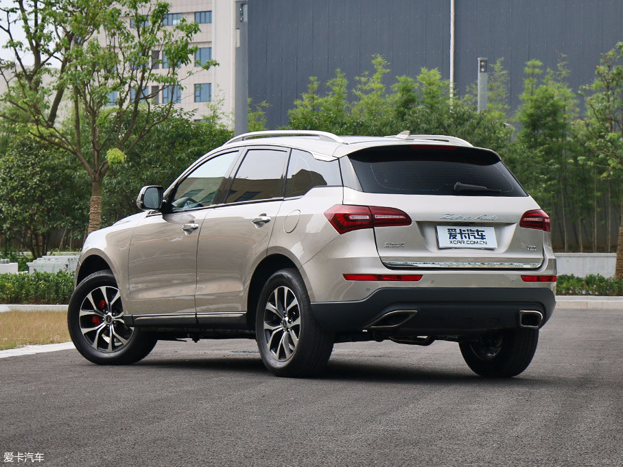 實(shí)拍眾泰T600 Coupe