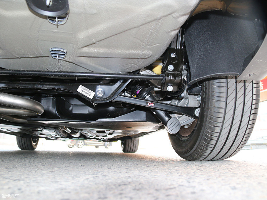 實拍東風(fēng)雪鐵龍新款C5