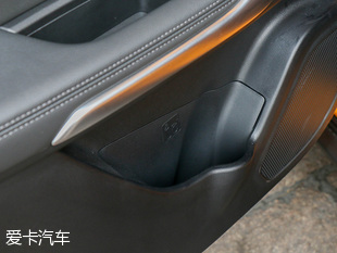 實(shí)拍東風(fēng)風(fēng)神AX4