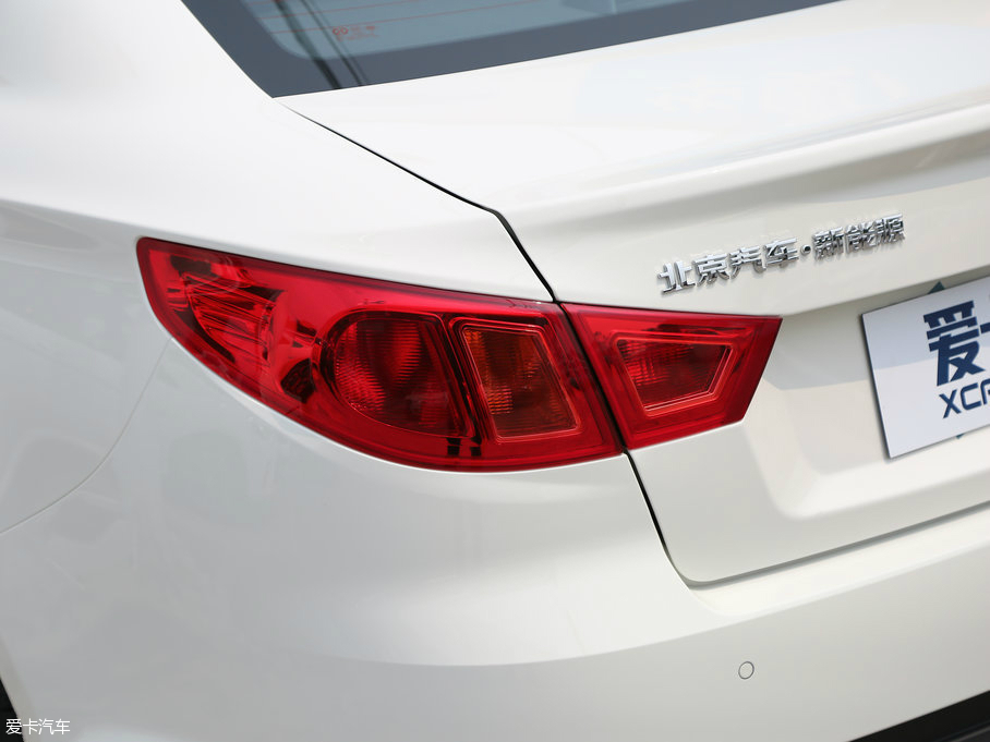 實(shí)拍北汽新能源EU400