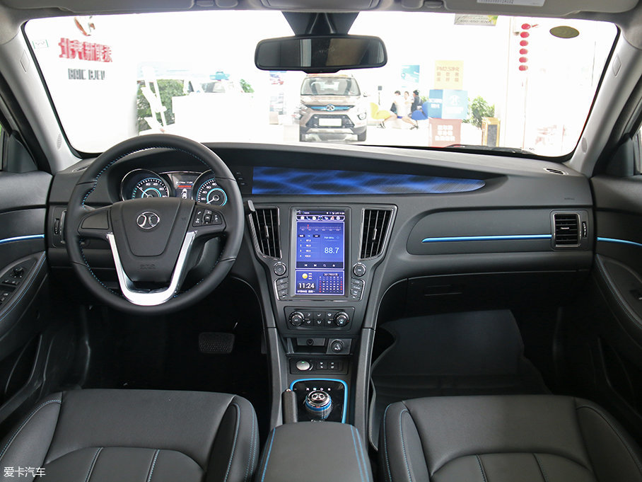 實拍北汽新能源EU400