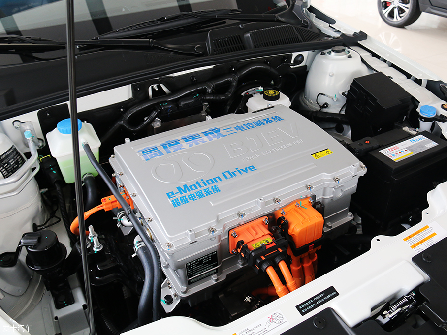 實拍北汽新能源EU400