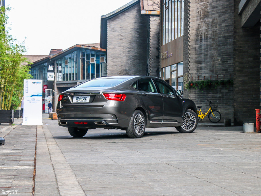 實拍吉利新款博瑞