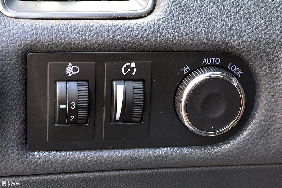 愛卡實拍全新江鈴域虎