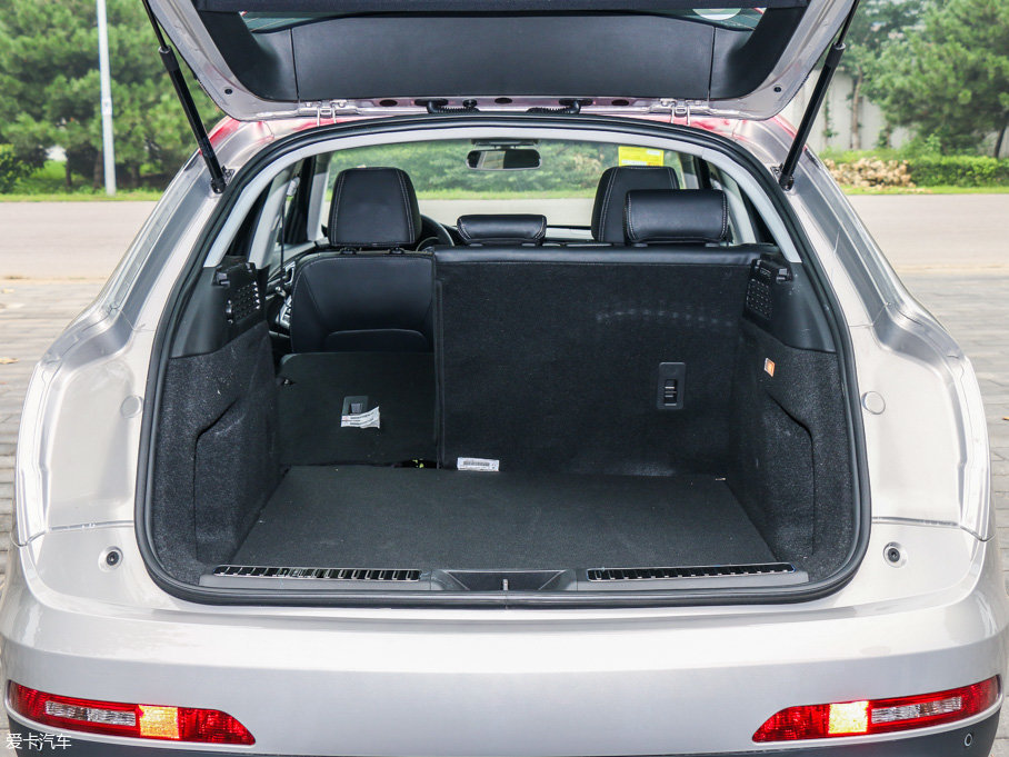 實拍眾泰新款SR7