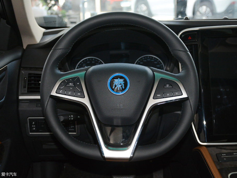 愛卡實拍2017款比亞迪秦