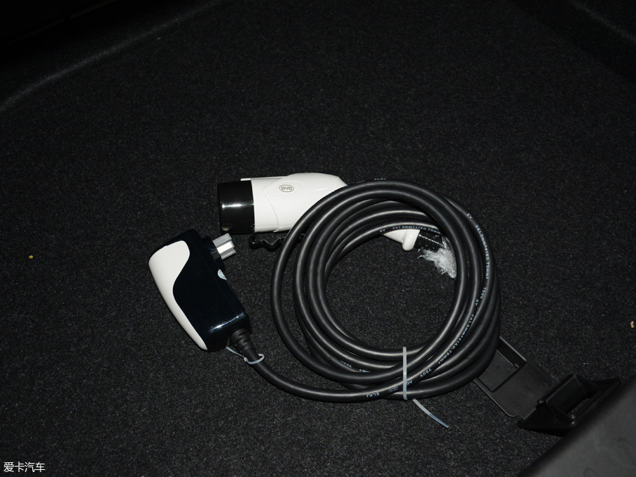 愛卡實拍2017款比亞迪秦