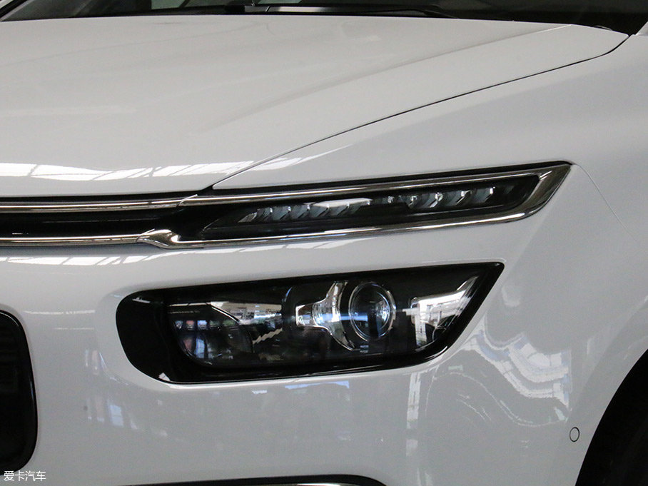 實拍雪鐵龍C4 Picasso