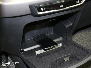 實(shí)拍雪鐵龍C4 Picasso