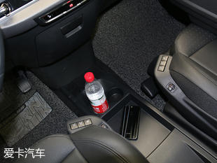 實(shí)拍雪鐵龍C4 Picasso