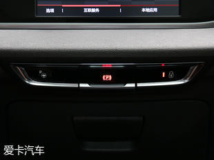 實(shí)拍雪鐵龍C4 Picasso