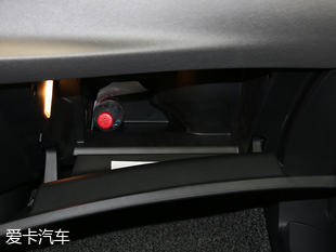 實(shí)拍雪鐵龍C4 Picasso