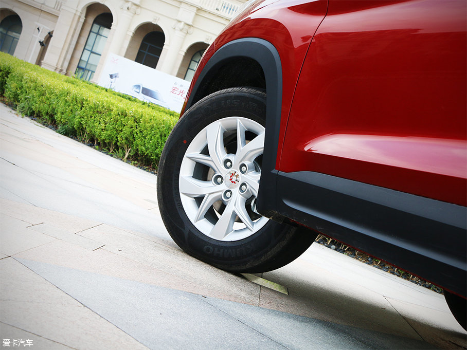 愛卡實(shí)拍五菱宏光S3