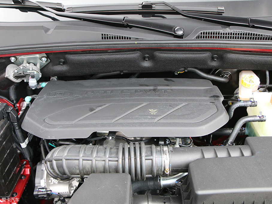 愛卡實拍五菱宏光S3