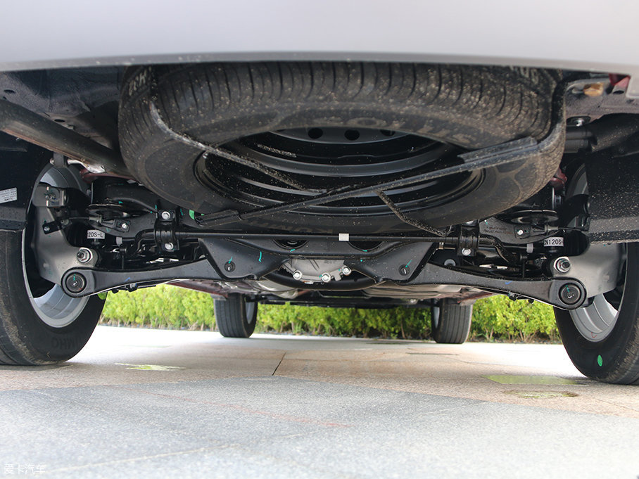 愛卡實拍五菱宏光S3