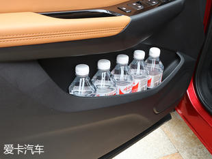 愛卡實拍五菱宏光S3