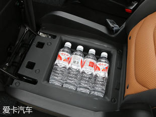 愛卡實拍五菱宏光S3