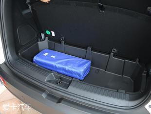 愛卡實拍五菱宏光S3