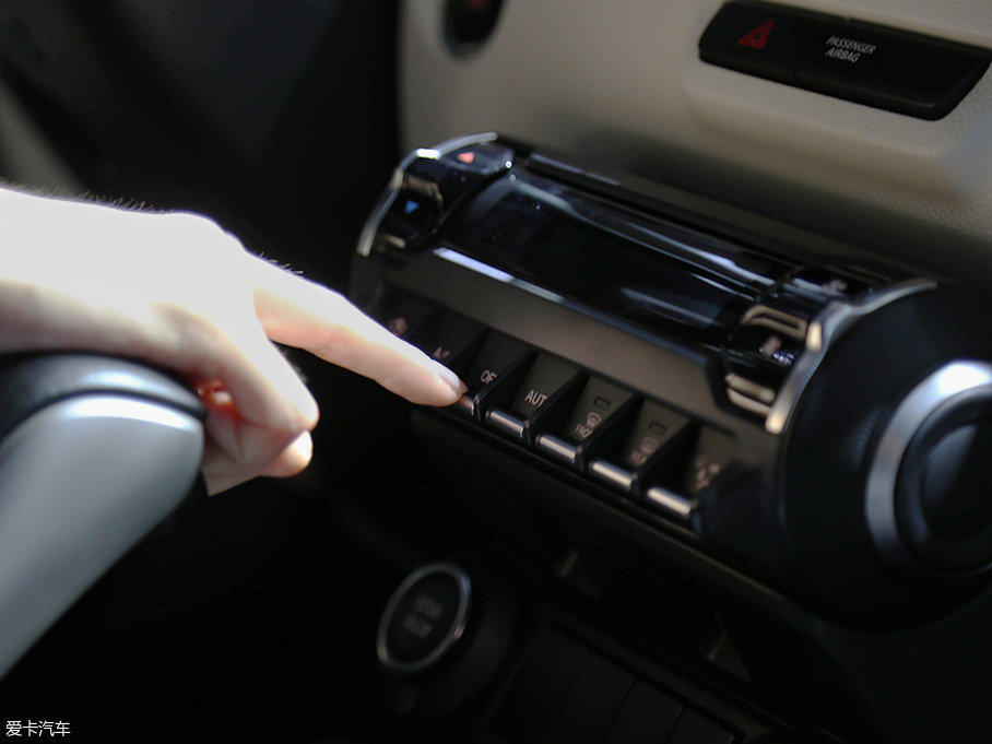 給她一個(gè)自由 成都車展之七夕購車指南