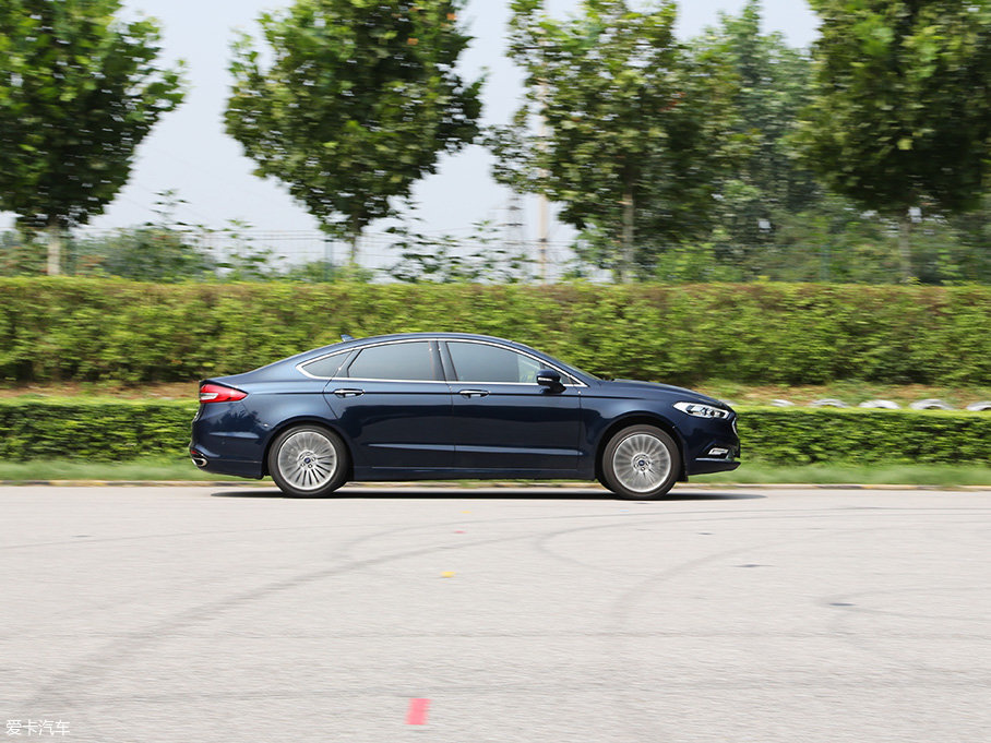 中型車橫評(píng)測(cè)試篇