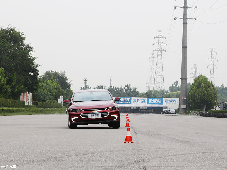 中型車橫評測試篇