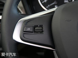 實(shí)拍新款華晨寶馬X1