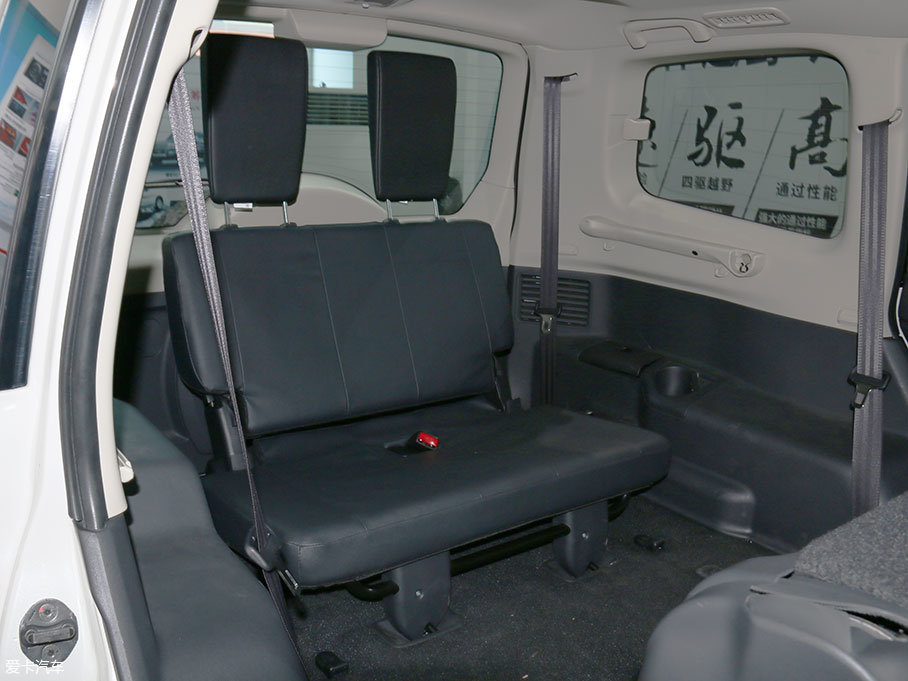 愛卡實拍進口三菱帕杰羅