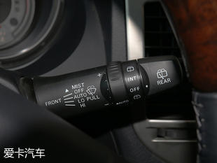 愛卡實拍進口三菱帕杰羅