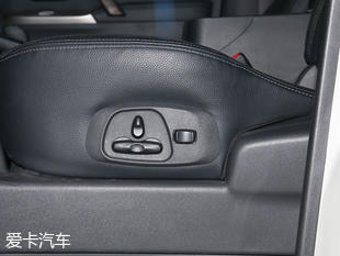 愛卡實拍進口三菱帕杰羅