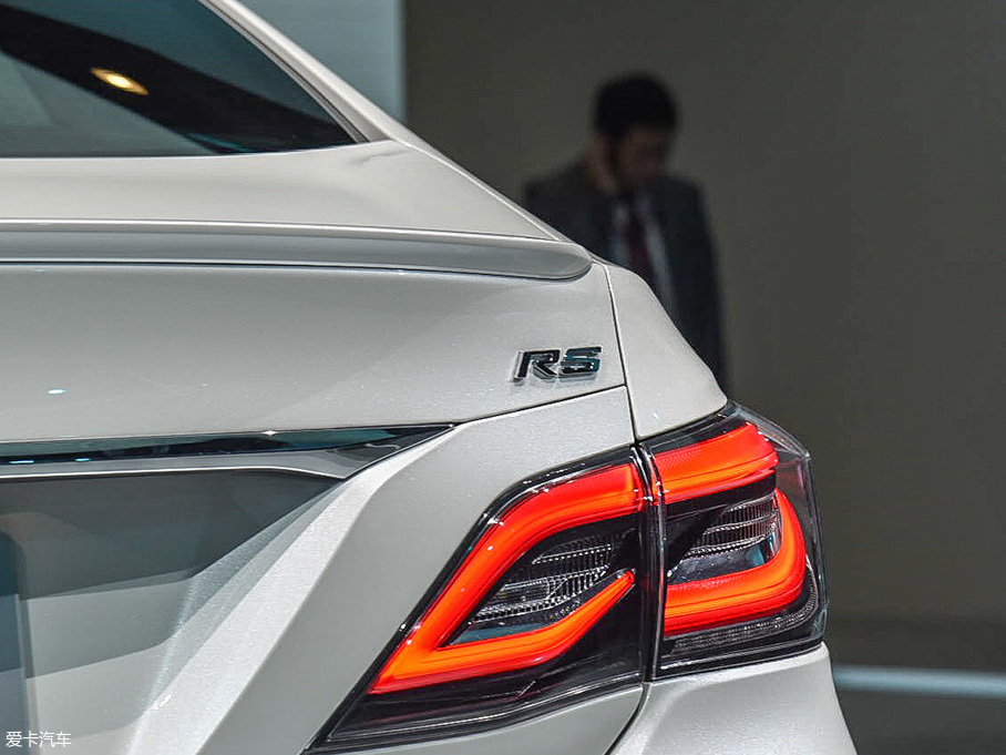 皇冠概念車靜評(píng)