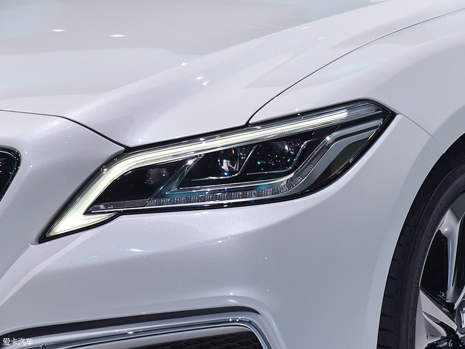 皇冠概念車靜評(píng)