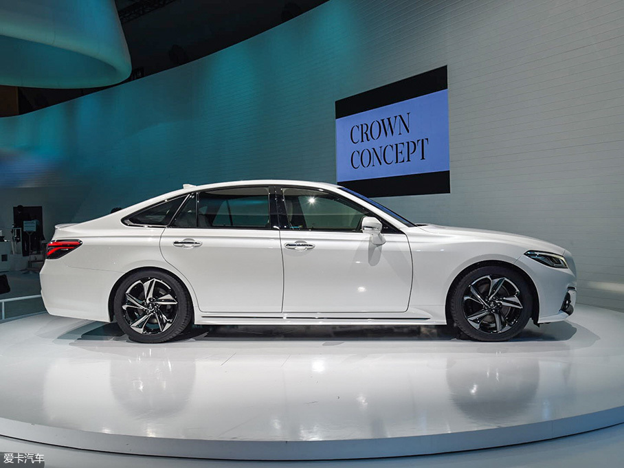 皇冠概念車靜評(píng)
