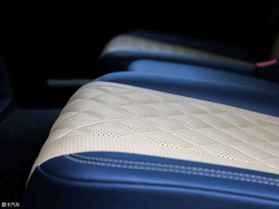 醉倒在飛馳的“溫柔鄉”